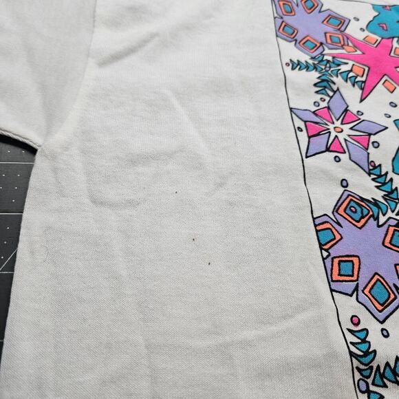 Vintage Alaska Flower T-Shirt Womens Large 90s White Cottage Granny Streetwear - Picture 8 of 8